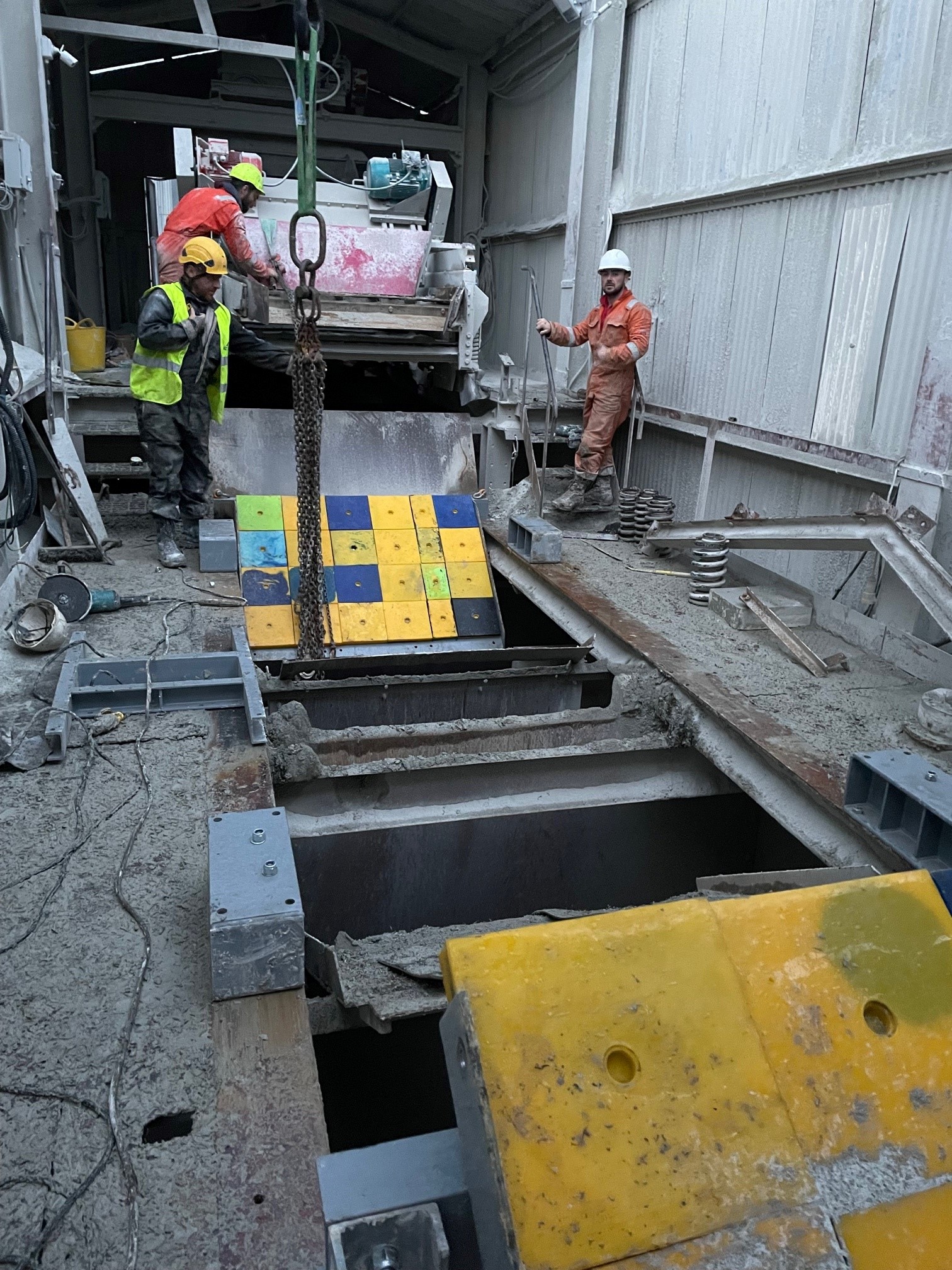 Breedon Screen Change 3