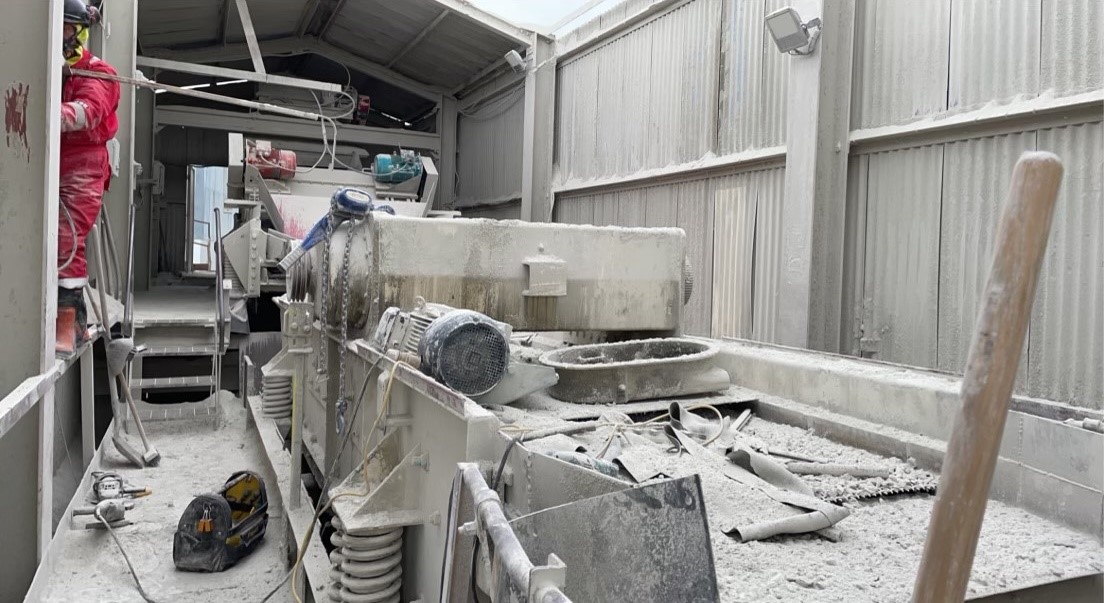 Breedon Screen Change 1